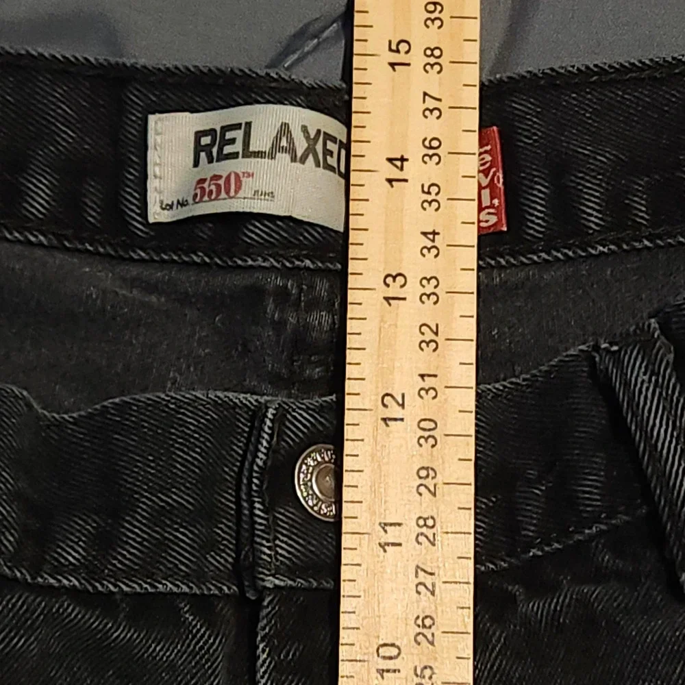 Levi's 550 Men's Jeans 38x34 Actual 37x32.5 Relaxed Fit Black 100% Cotton